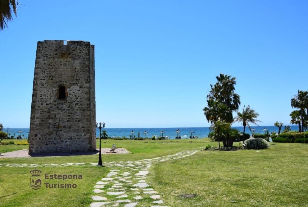 Encantadora Casa En El Corazon De Estepona Bagian luar foto